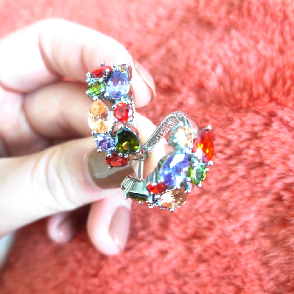 nice cut earrings